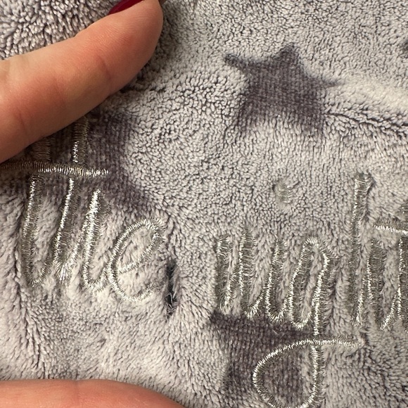 Cozy Star-Patterned Gray Robe - Picture 5 of 8